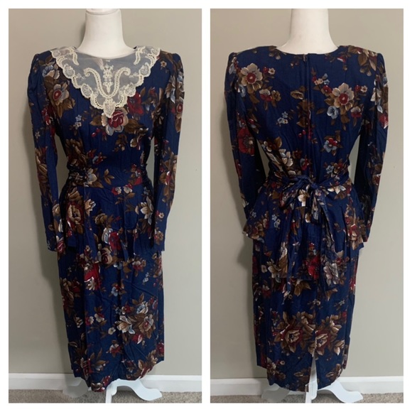 Vintage Dresses & Skirts - Sweet Miranda Long Sleeve Vintage Floral Midi Dress